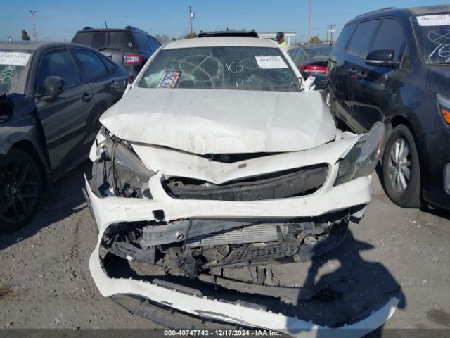 WDDSJ4GB9KN729727 Mercedes-Benz CLA 250 4MATIC