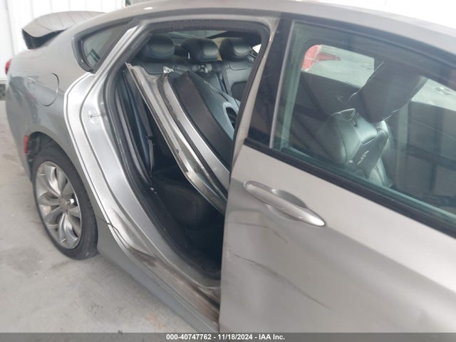 Chrysler 200 S 2015 1C3CCCBB5FN658157 Image 15