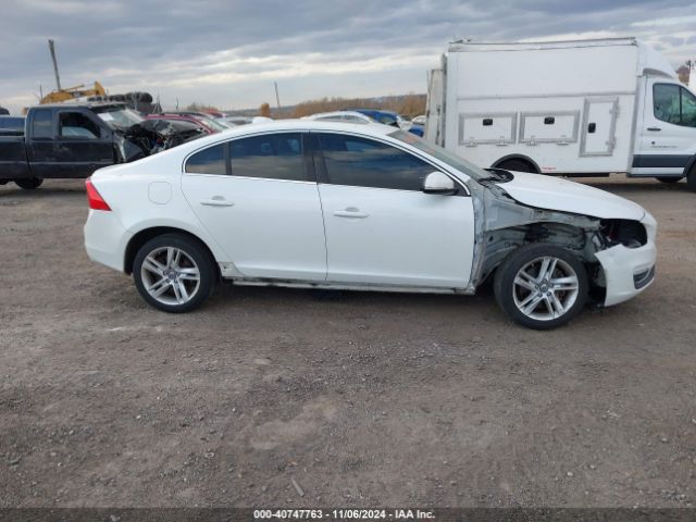 YV1612FHXE2295467 Volvo S60 T5 Platinum