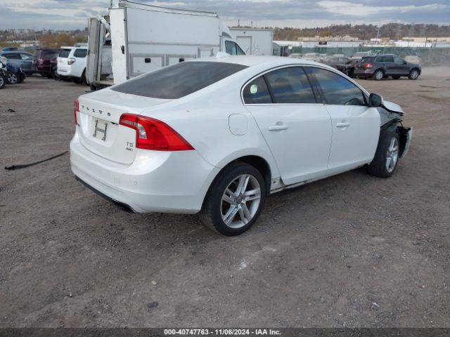 YV1612FHXE2295467 Volvo S60 T5 Platinum