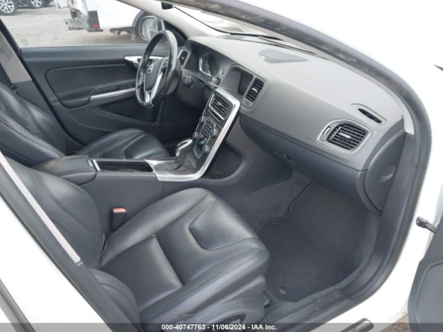YV1612FHXE2295467 Volvo S60 T5 Platinum