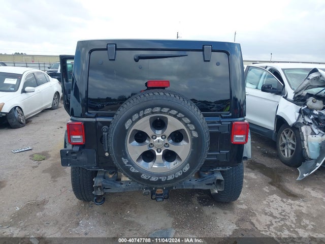 1C4HJWEG0HL665760 Jeep Wrangler Unlimited Sahara 4x4