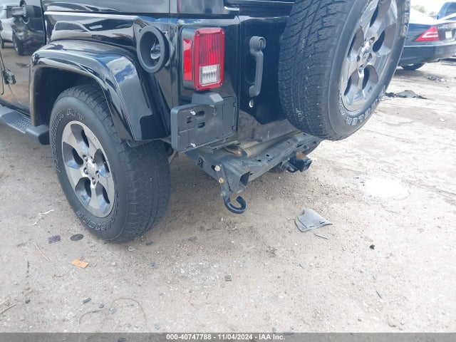 1C4HJWEG0HL665760 Jeep Wrangler Unlimited Sahara 4x4