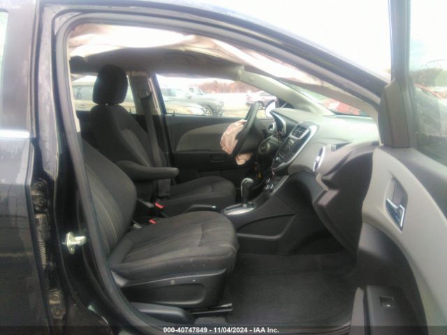 1G1JD5SB3K4101106 Chevrolet Sonic Lt Auto