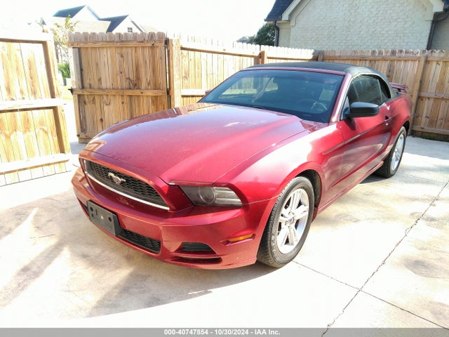 Ford Mustang V6 2014 1ZVBP8EM5E5208316 Image 2