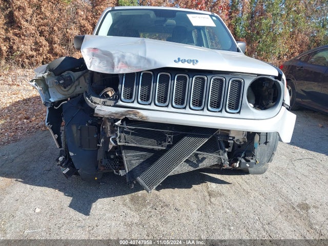 ZACCJAAT0FPB29044 Jeep Renegade Sport
