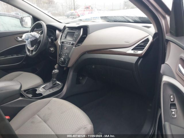 5NMZTDLB0HH044174 Hyundai Santa Fe Sport 2.4l