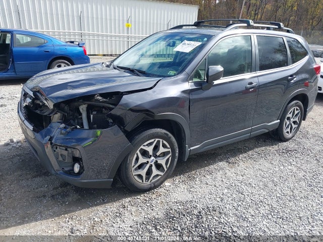 Subaru Forester Premium 2019 JF2SKAGC9KH403487 Image 2