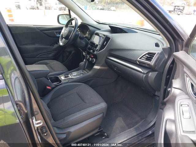 Subaru Forester Premium 2019 JF2SKAGC9KH403487 Image 5