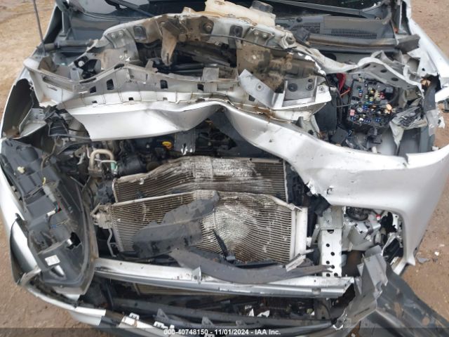 KL7CJKSB2JB731553 Chevrolet TRAX LS