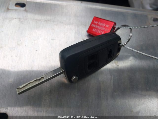 KL7CJKSB2JB731553 Chevrolet TRAX LS