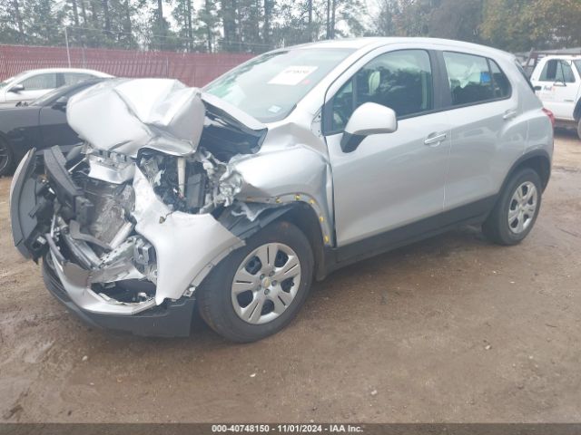 KL7CJKSB2JB731553 Chevrolet TRAX LS