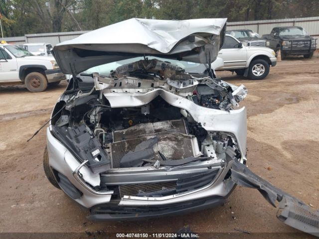 KL7CJKSB2JB731553 Chevrolet TRAX LS