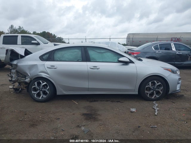 KIA Forte Lxs 2019 3KPF24AD2KE006888 Image 13