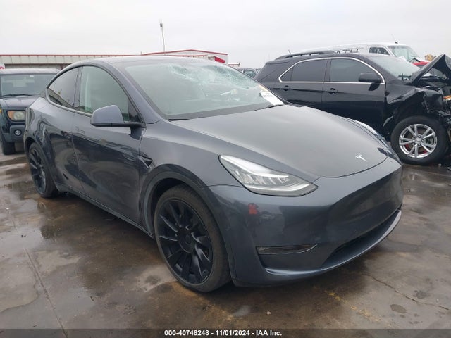 2021 TESLA MODEL Y 5YJYGAEE9MF207812 Photo 0