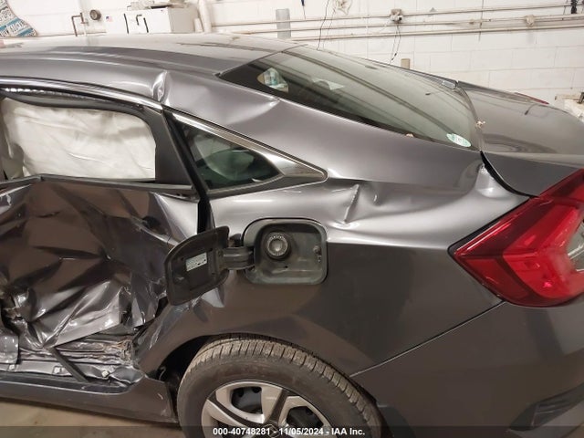 Honda Civic Lx 2017 19XFC2F52HE011407 Image 19
