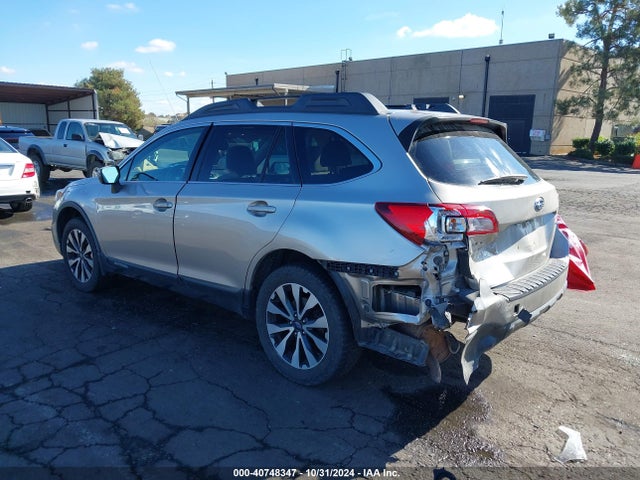 Subaru Outback 2.5i Limited 2015 4S4BSAJC5F3247230 Image 3