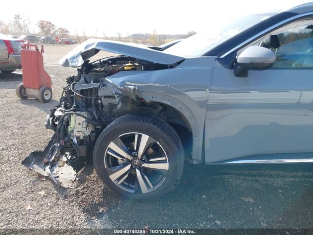 JN8AT3DD4MW320827 Nissan Rogue Platinum Intelligent Awd