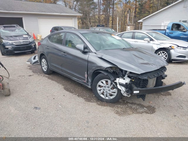 Hyundai ELANTRA SE 2018 5NPD74LF6JH390725 Image 1