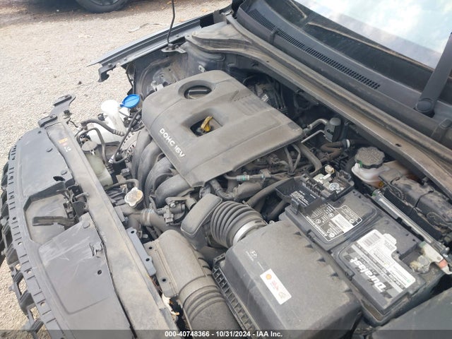 Hyundai ELANTRA SE 2018 5NPD74LF6JH390725 Image 10