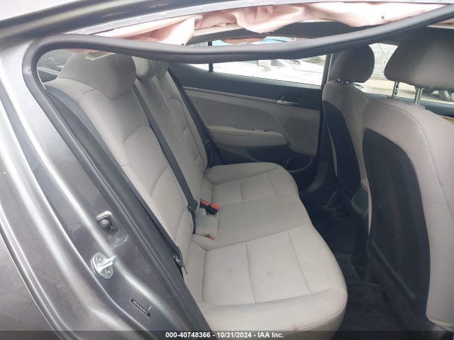 Hyundai ELANTRA SE 2018 5NPD74LF6JH390725 Image 8