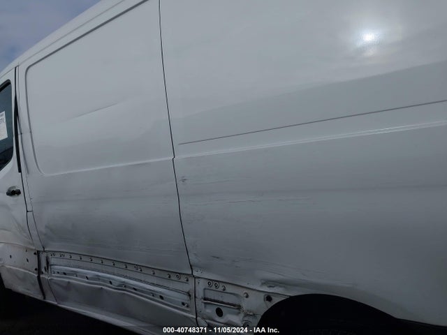 W1W40BHY7LT025315 Mercedes-Benz Sprinter 2500 Standard Roof I4