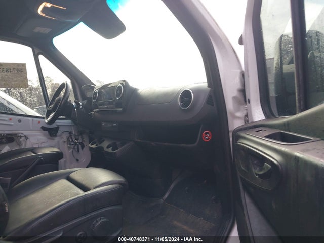 W1W40BHY7LT025315 Mercedes-Benz Sprinter 2500 Standard Roof I4