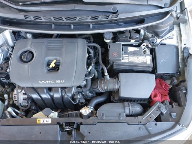 KIA FORTE LX 2017 3KPFK4A71HE052280 Image 10