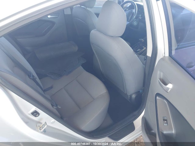 KIA FORTE LX 2017 3KPFK4A71HE052280 Image 8