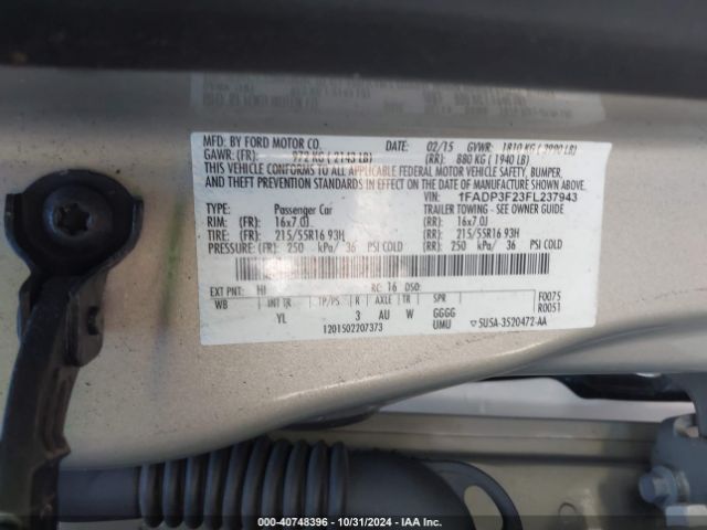 1FADP3F23FL237943 Ford FOCUS SE