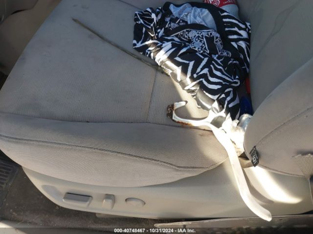 KNDMB5C10F6062419 KIA SEDONA LX