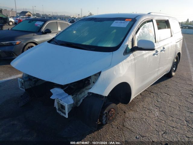 KNDMB5C10F6062419 KIA SEDONA LX