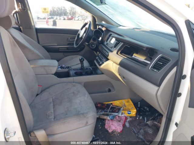 KNDMB5C10F6062419 KIA SEDONA LX