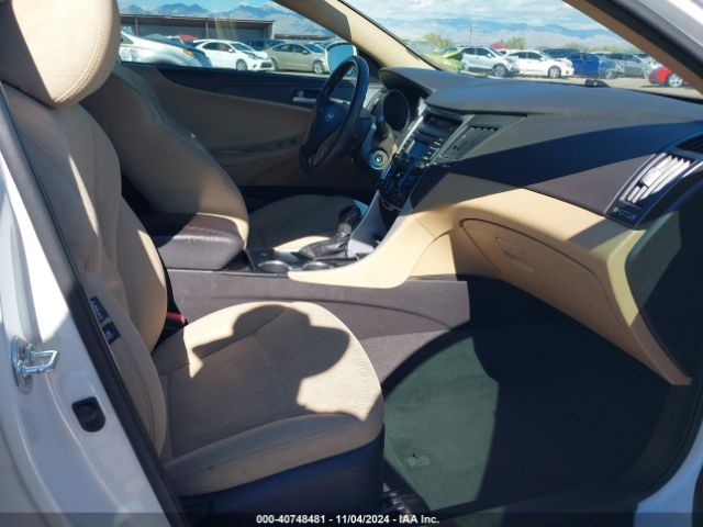 5NPEB4AC1EH930998 Hyundai SONATA GLS