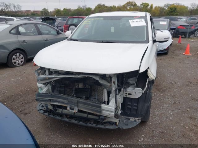 JA4AD3A30HZ011200 Mitsubishi Outlander Se