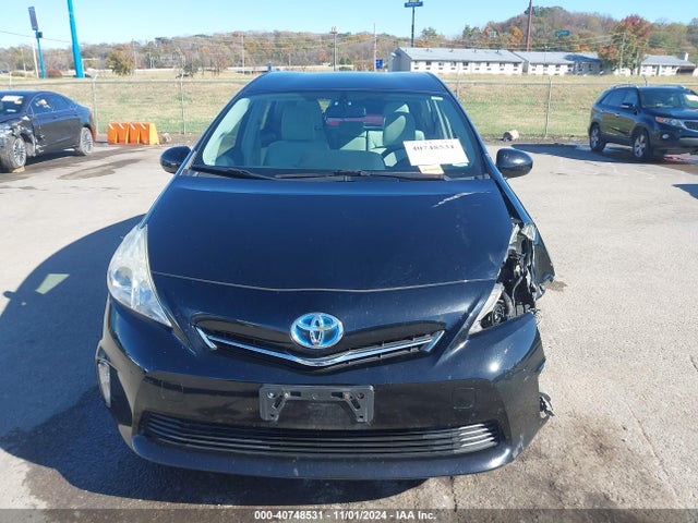 Toyota Prius V Two 2014 JTDZN3EU8EJ001405 Image 12