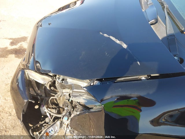 Toyota Prius V Two 2014 JTDZN3EU8EJ001405 Image 18