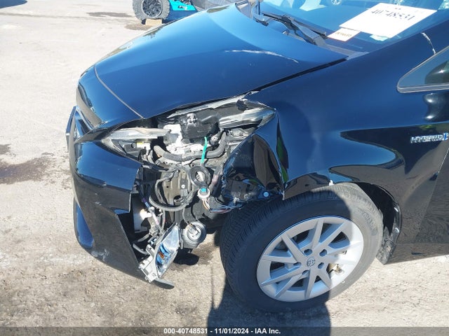 Toyota Prius V Two 2014 JTDZN3EU8EJ001405 Image 6
