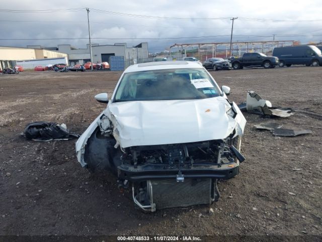 1VWBA7A33JC025947 Volkswagen Passat 2.0t Se