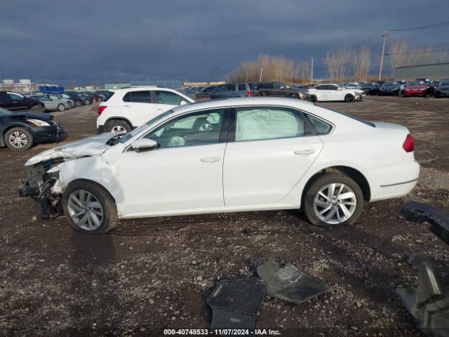 1VWBA7A33JC025947 Volkswagen Passat 2.0t Se