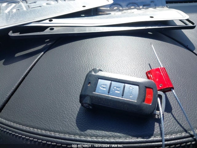 Mitsubishi Outlander Phev Sel S- 2020 JA4J24A52LZ009941 Image 11