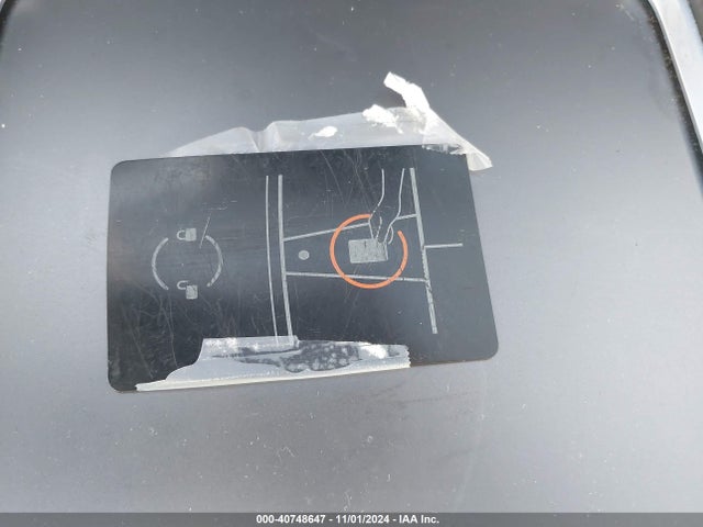 2021 TESLA MODEL Y 5YJYGDEF0MF215890 Photo 10