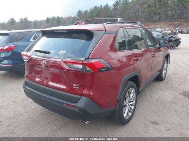 2T3A1RFVXRW459201 Toyota Rav4 Xle Premium