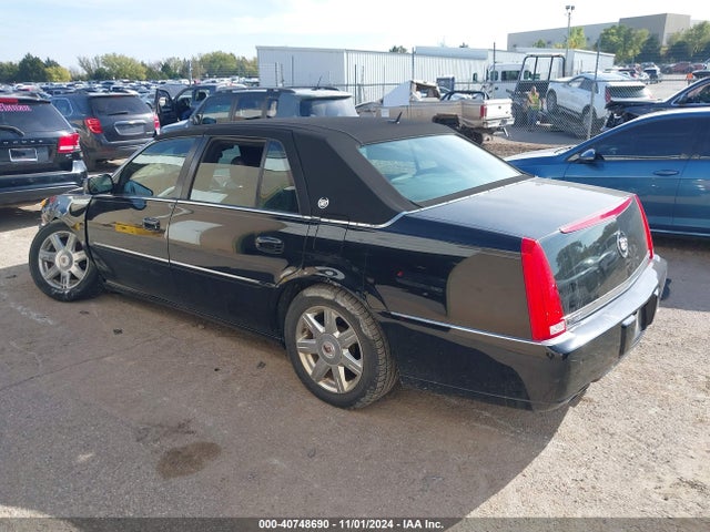 2007 CADILLAC DTS 1G6KD57Y07U185694 Photo 2