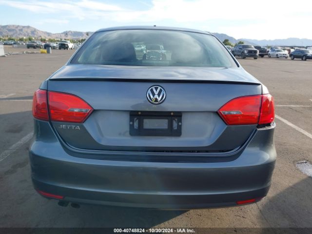 3VW2K7AJ3EM299343 Volkswagen Jetta 2.0l S