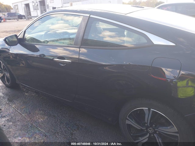 Honda Civic Touring 2017 2HGFC3B92HH355677 Image 14