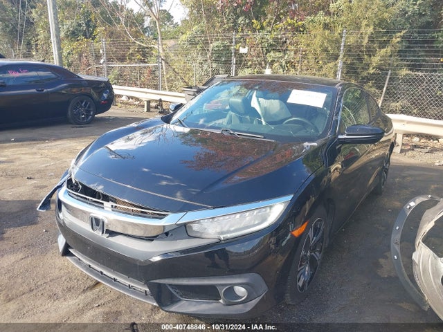 Honda Civic Touring 2017 2HGFC3B92HH355677 Image 2