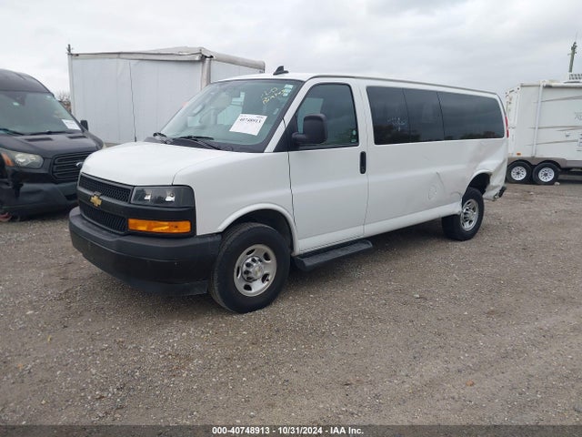 1GAZGNF79N1252845 Chevrolet Express Passenger Rwd 3500 Extended Wheelbase Ls