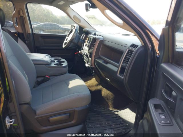 1C6RR6KT6HS532786 RAM 1500 Express  4x2 5'7 Box