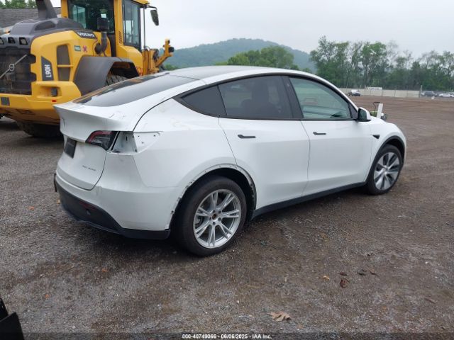 5YJYGDEE7MF208748 Tesla 2021